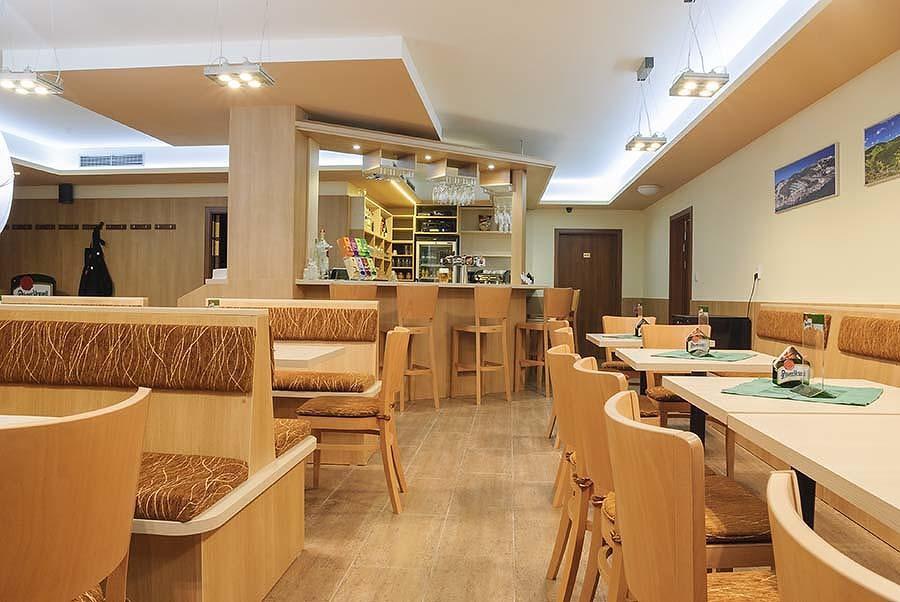Apartmany Rezac โรกีนีซ นัด ยีเซอโร ภายนอก รูปภาพ