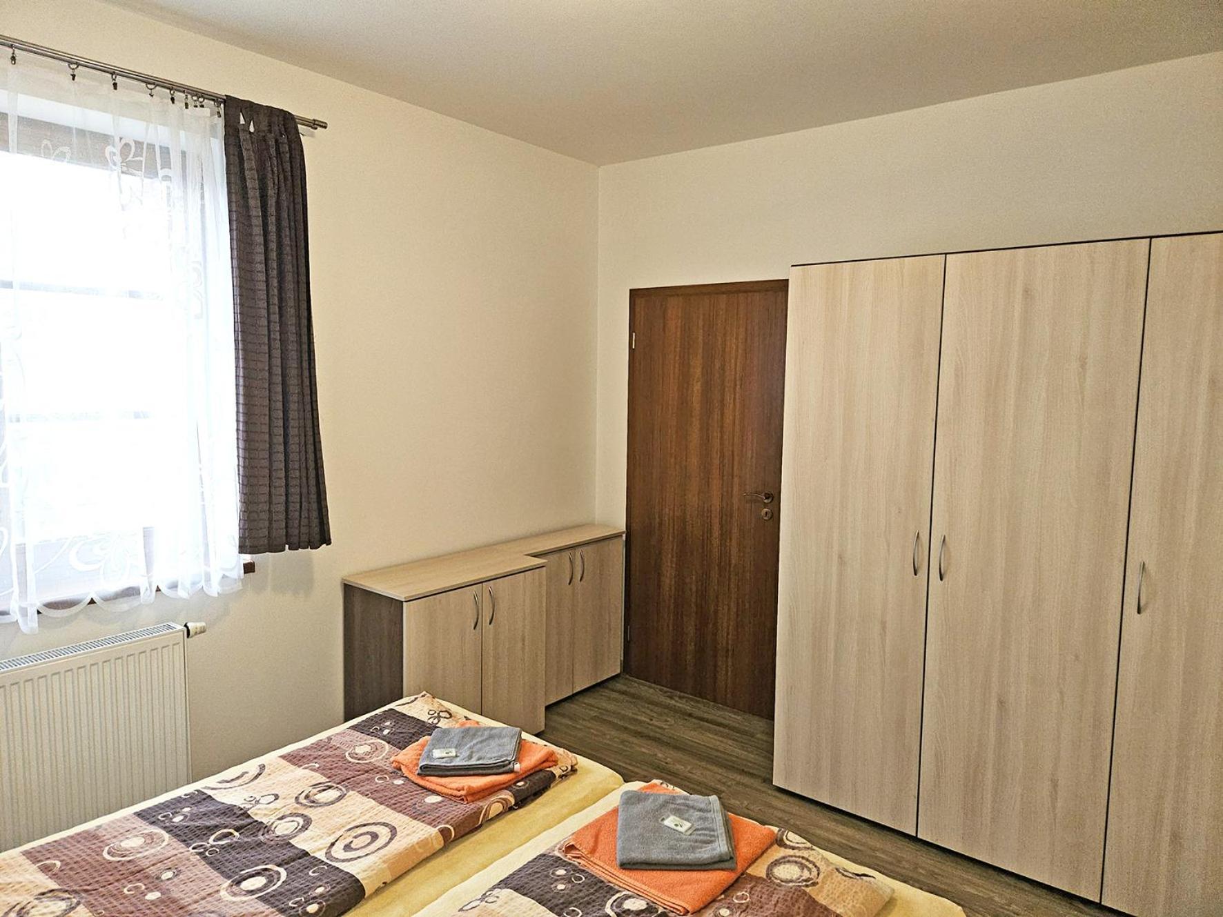 Apartmany Rezac โรกีนีซ นัด ยีเซอโร ภายนอก รูปภาพ
